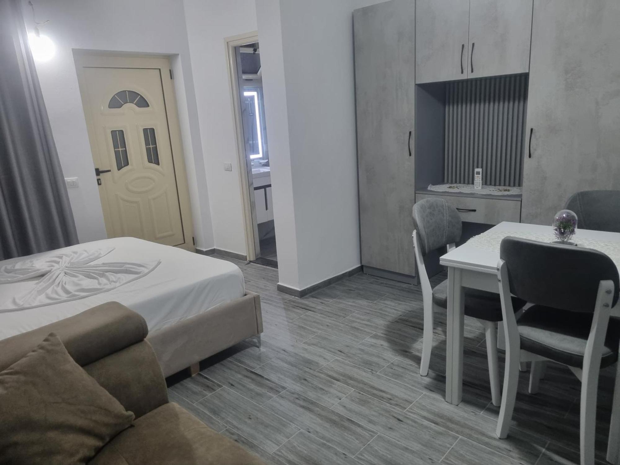 Vila Megi-Rent Room Vlorë Εξωτερικό φωτογραφία