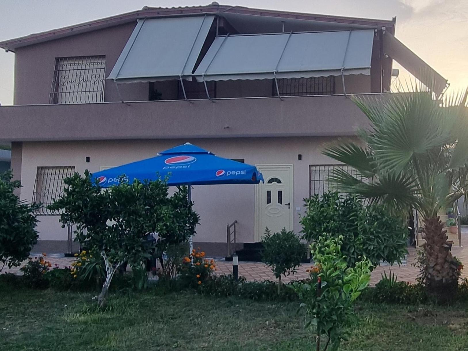 Vila Megi-Rent Room Vlorë Εξωτερικό φωτογραφία